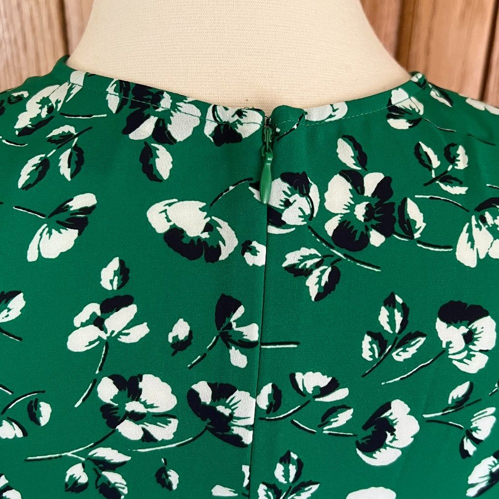 LAUREN RALPH LAUREN - Flutter Cap Sleeve Top - In Perfect Shape - Picture 6 of 11